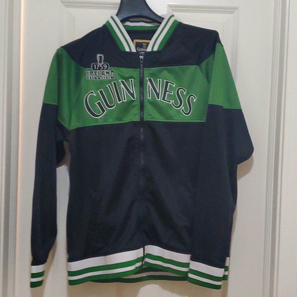 Guinness track jacket size medium
